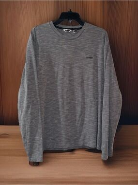 Calvin Klein Men’s Heather Gray Long Sleeve Crewneck Shirt-XL-EC